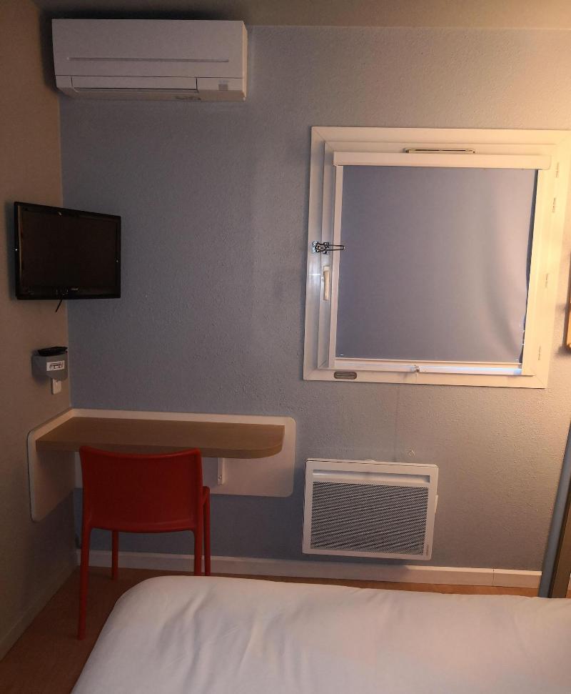 Ibis Budget Cergy St Christophe Exterior foto