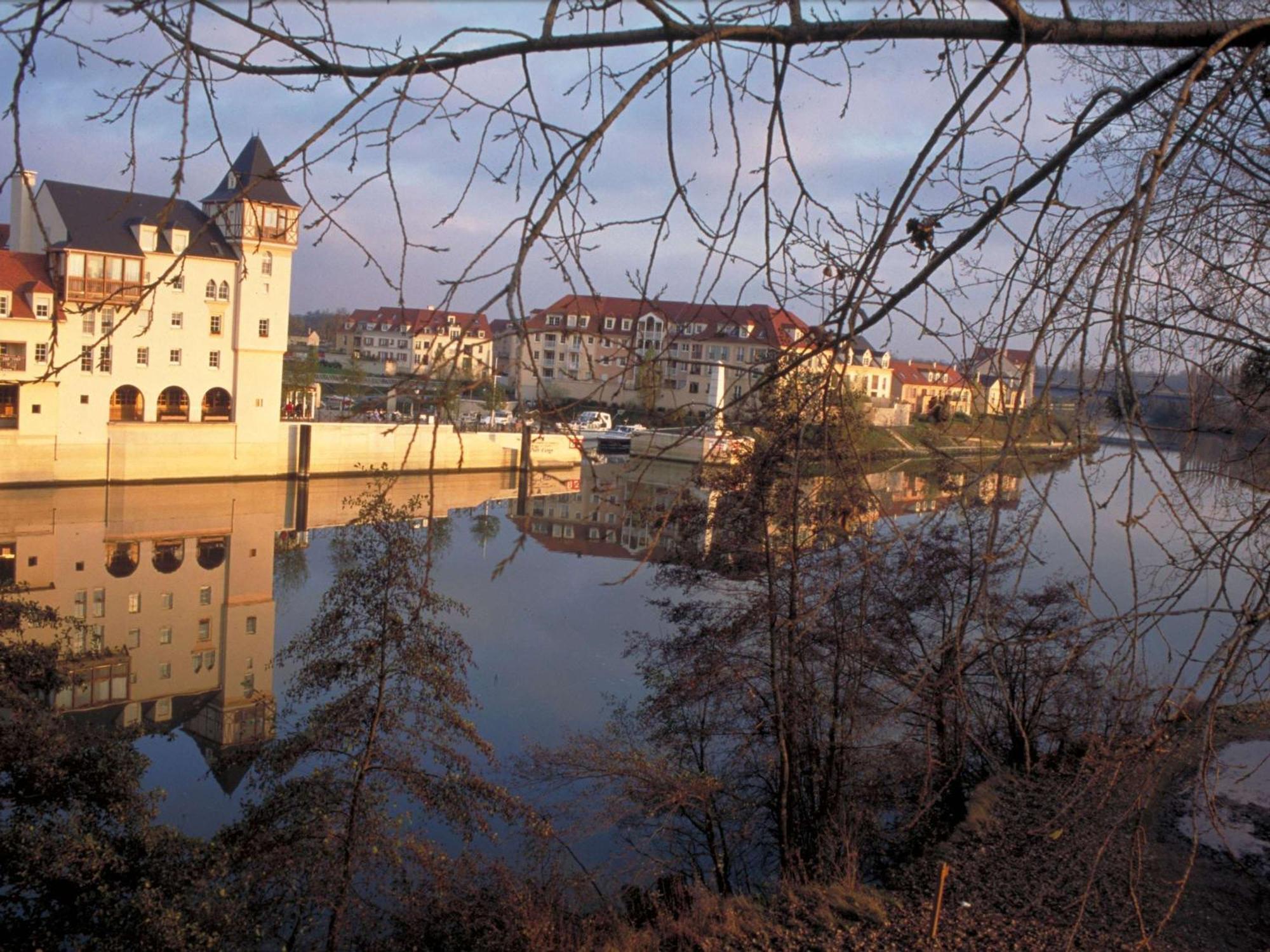 Ibis Budget Cergy St Christophe Exterior foto