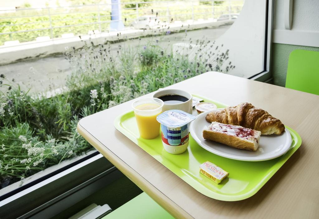 Ibis Budget Cergy St Christophe Exterior foto