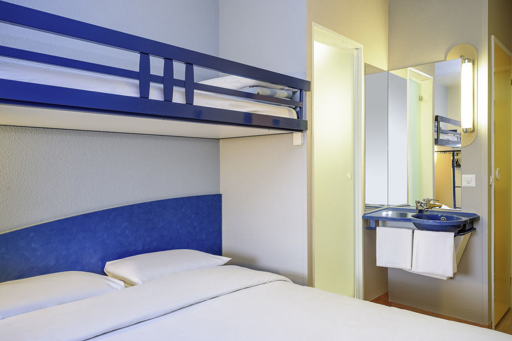 Ibis Budget Cergy St Christophe Exterior foto