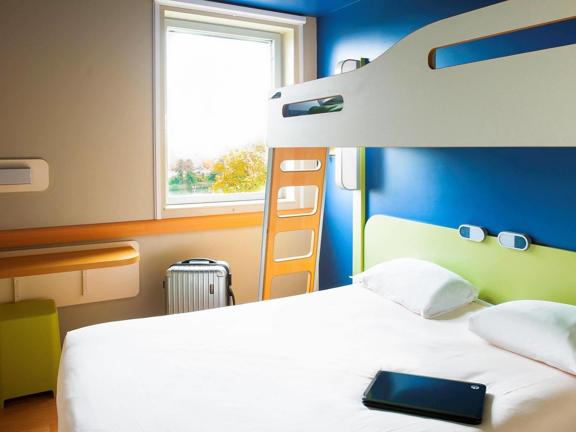 Ibis Budget Cergy St Christophe Exterior foto